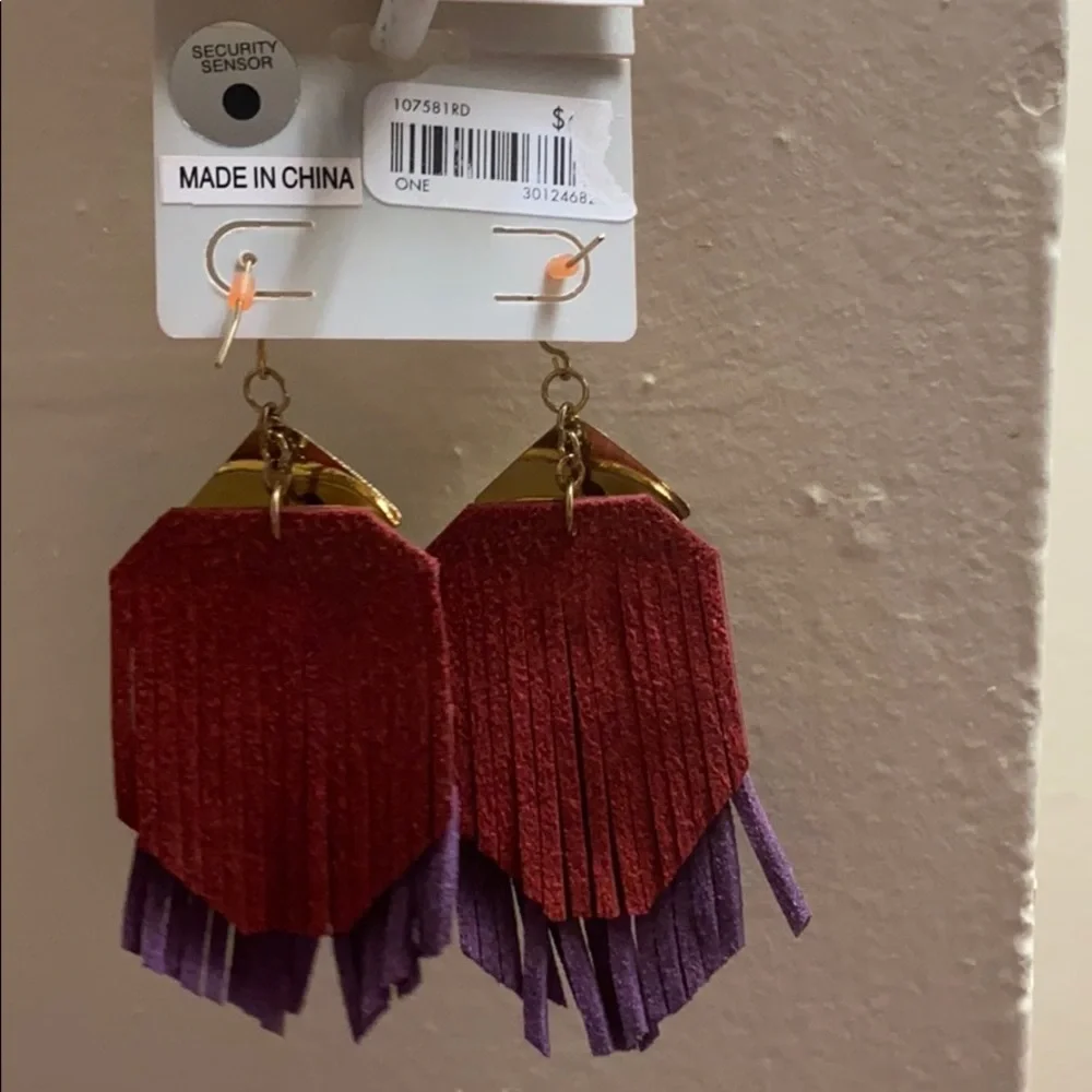 2 for $15 NWT Charlotte Russe dangling earrings
